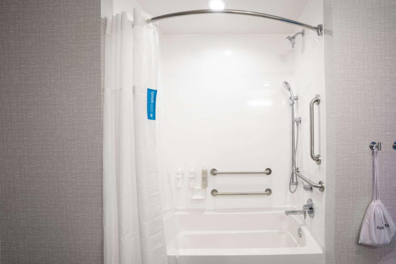 Hampton Inn By Hilton Huntley Chicago Εξωτερικό φωτογραφία